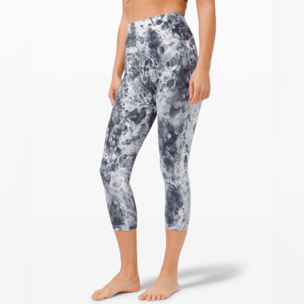Lululemon Wunder Under Marble Dye High Rise Crop 21"